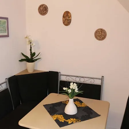 Ferienwohnung Familie Virgils Apartment Klein Zastrow